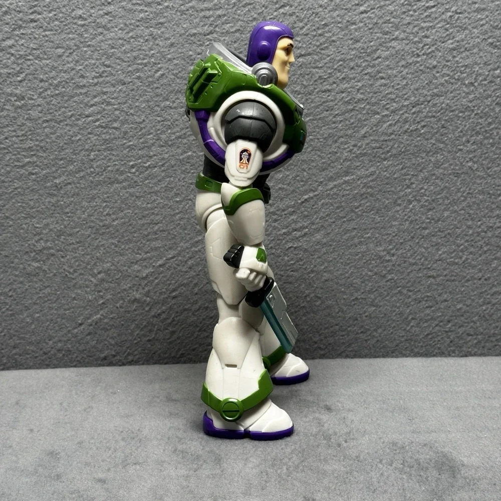 Disney Pixar Lightyear Laser Blade Buzz Lightyear Action Figure Works Great!
